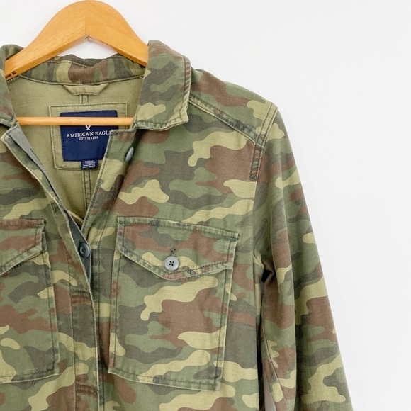 American Eagle Outfitters Camouflage Embroidered Jacket Size Small - Picture 4 of 15